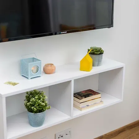 Rent Like Dzielna 64 Apartment Warsaw